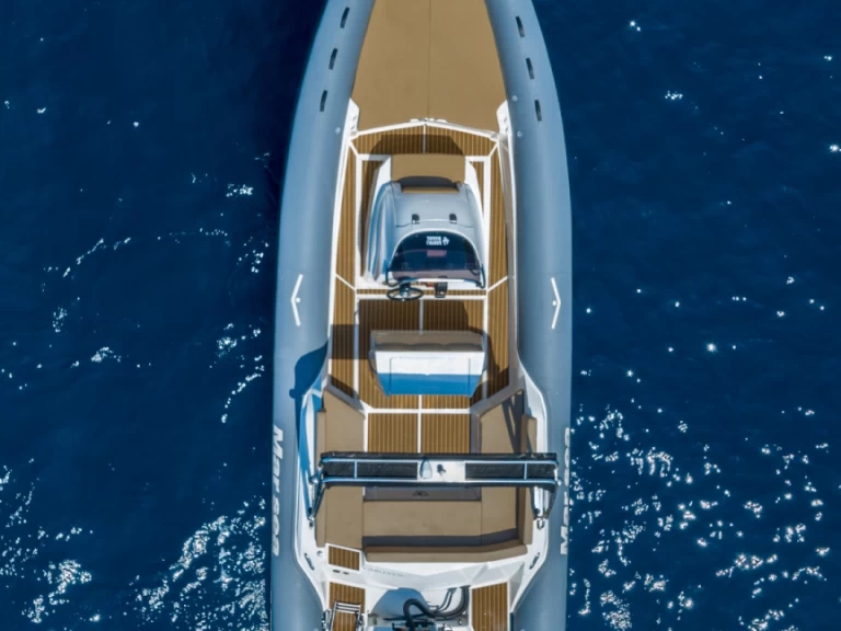 Pronajmout Polotuhá loď se skipperem či ne Marsea v Porto Pollo