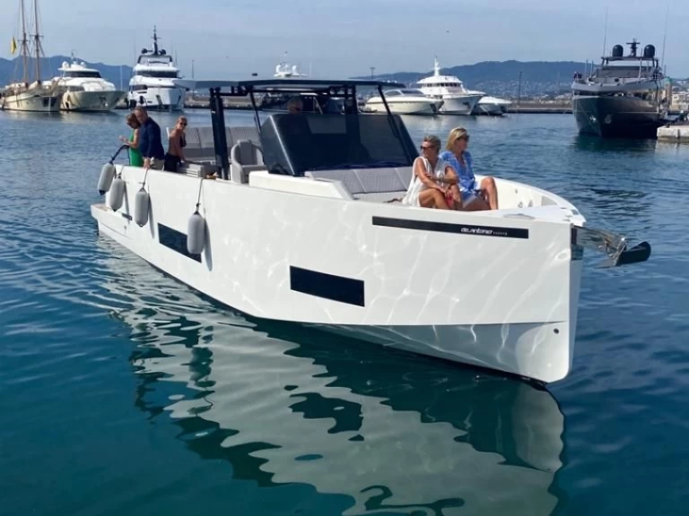 Pronájem lodi DE ANTONIO Yachts De Antonio D42 Open v Port Grimaud na Samboatu