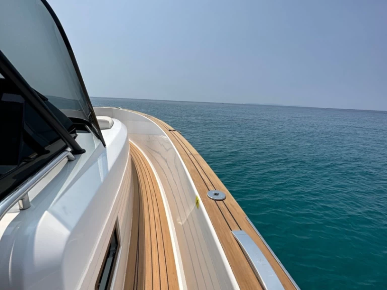 Pardo Yachts Pardo 38 jednotlivci a charterové společnosti v Bandol