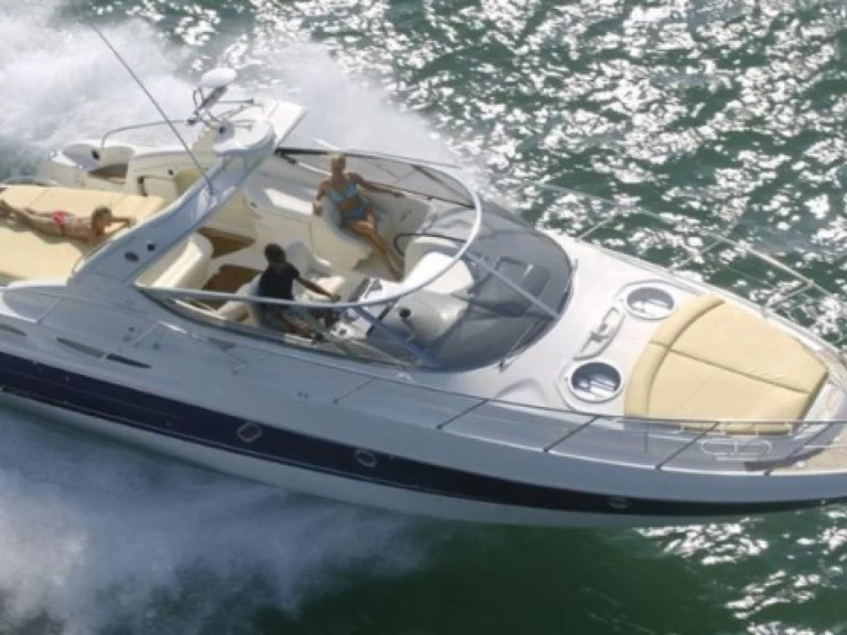 Pronájem lodi Cranchi Endurance 39 v Saint Raphael na Samboatu