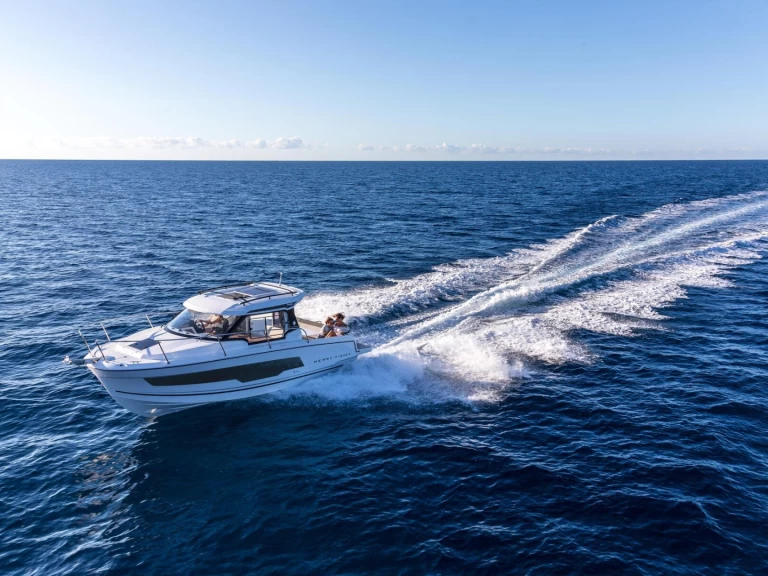 Pronájem lodi Saint Raphael lákavé ceny Merry fisher 795 S2