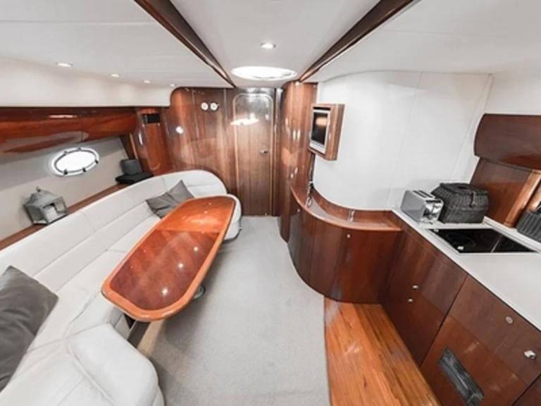 Pronajmout si Princess Princess V46 v Saint Raphael