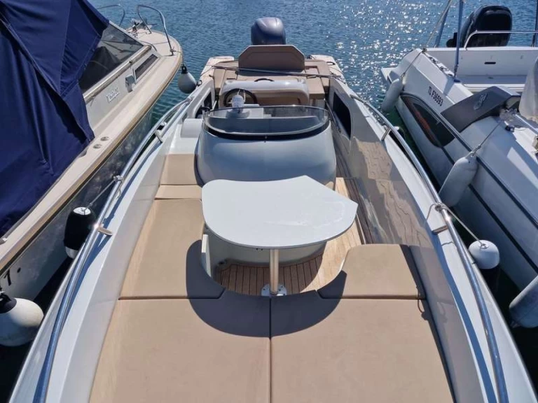 Pronájem jachty v Saint Raphael -Clear Libra open 7.5 na Samboatu