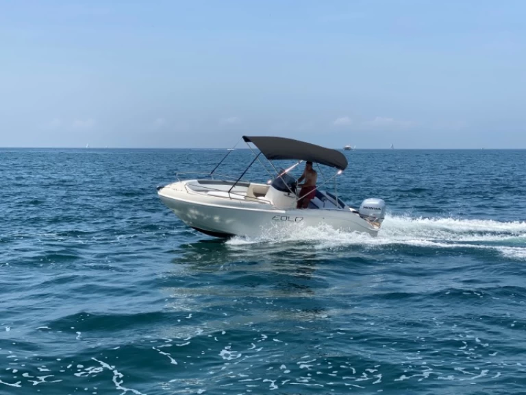 Motorová loď k pronájmu v Funtana-Fontane za nejlepší cenu