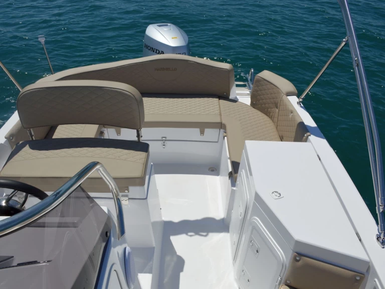 Pronájem lodi Funtana-Fontane lákavé ceny Eden 22