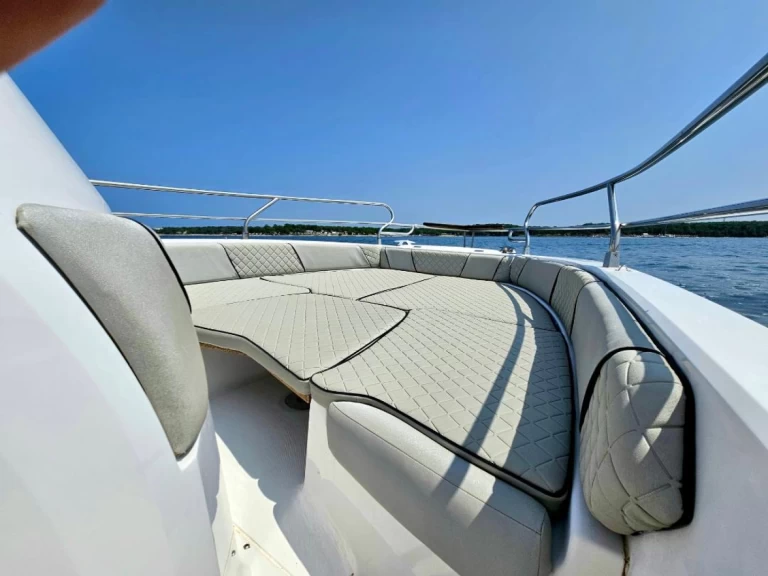 Pronájem lodi Funtana-Fontane lákavé ceny 23S