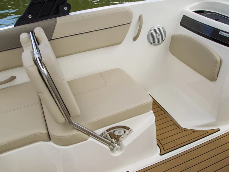 Pronajmout si Bayliner VR6 OB v Altea