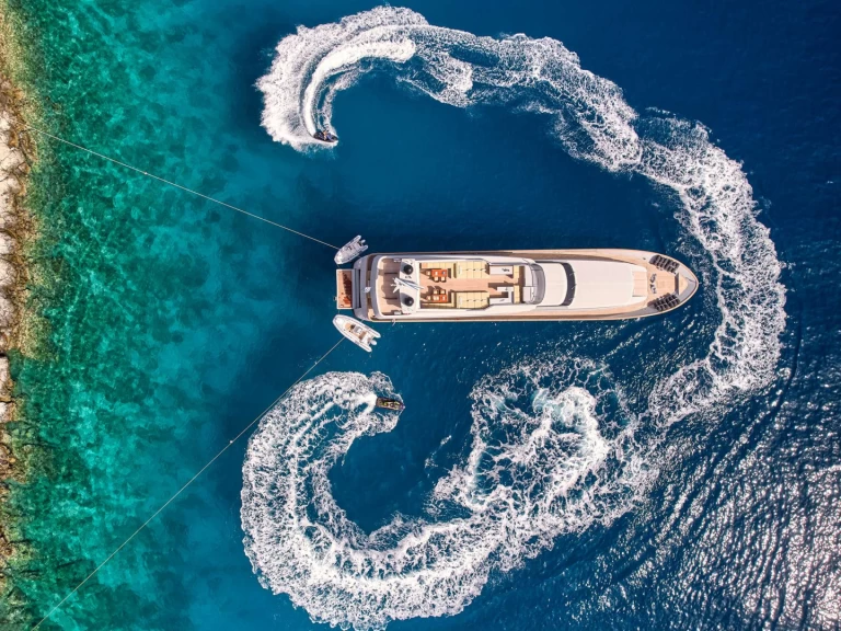 Cantieri di Pisa, Italy KINTARO jednotlivci a charterové společnosti v Atény