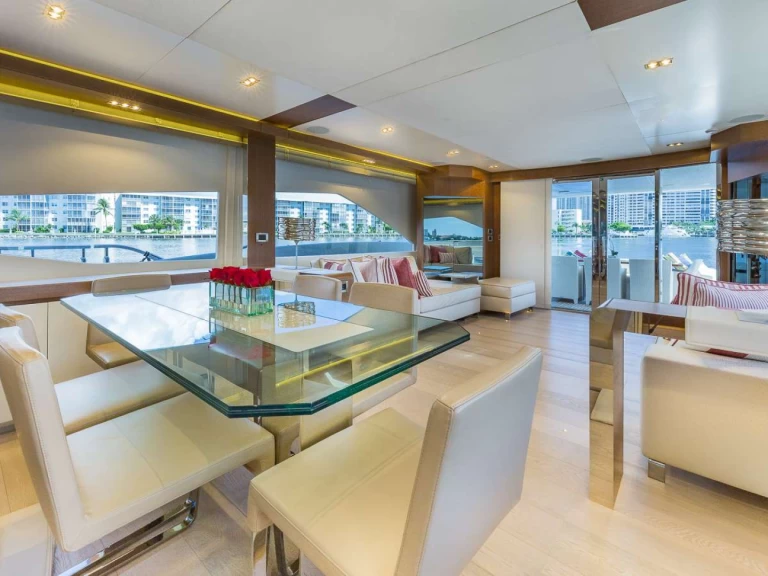 Pronájem jachty v Miami - Dominator S.r.l GOLDEN 3 na Samboatu