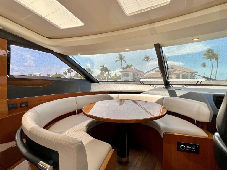 Pronájem lodi Fort Lauderdale lákavé ceny POLICY LIMITS