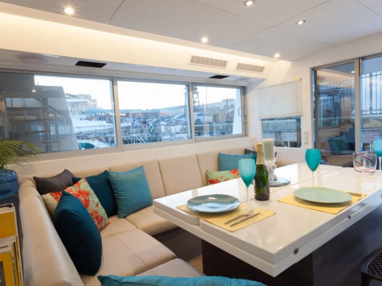 Pronájem lodi Britské Panenské ostrovy lákavé ceny OUT OF OFFICE