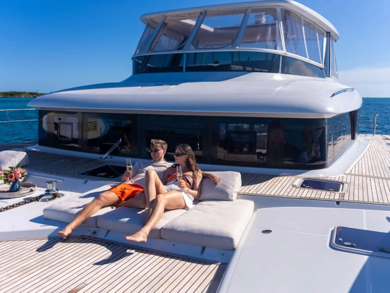 Pronájem lodi Lagoon Playtime v Nassau na Samboatu