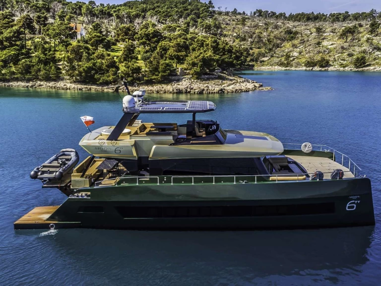 Pronájem Jachta v Split -Moon Yacht OVER THE MOON