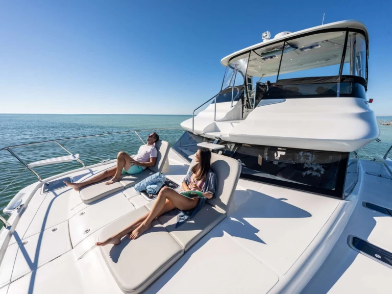 Pronájem Jachta Aquila s licencí