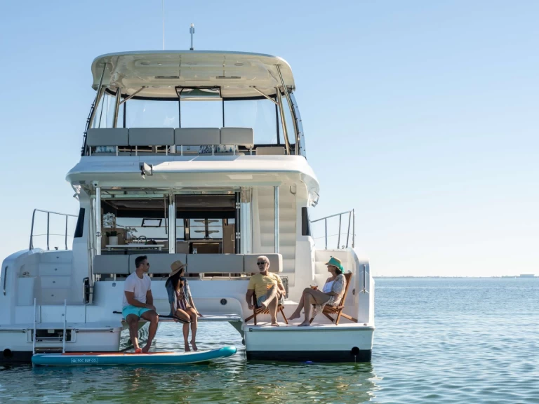 Jachta k pronájmu v Lavrio za nejlepší cenu