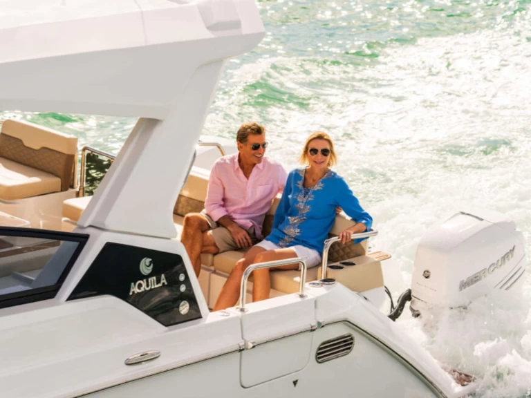 Pronájem Jachta Aquila s licencí