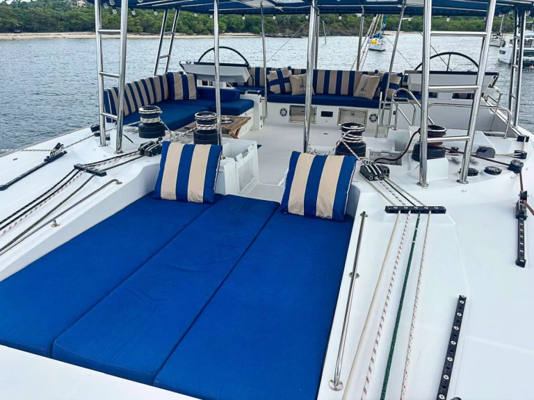 Lagoon HEAVENLY jednotlivci a charterové společnosti v Americké Panenské ostrovy