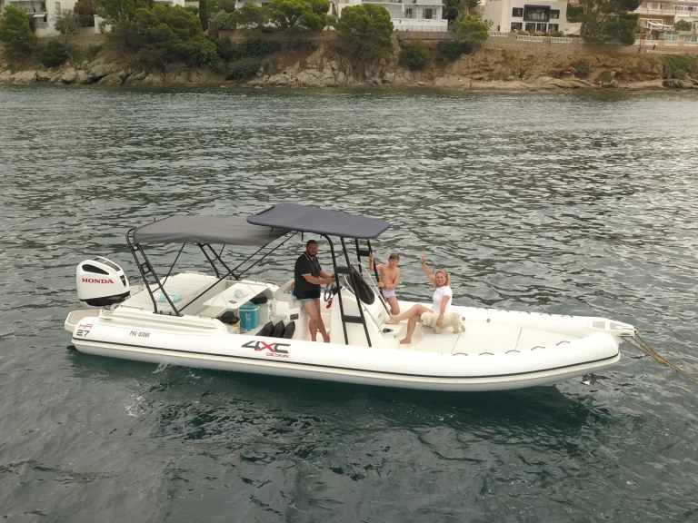 Pronajmout Polotuhá loď se skipperem či ne 4XC v Roses