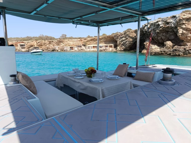 Pronájem jachty v Playa de Talamanca -Multicap-Caraibes Punch 1200 na Samboatu