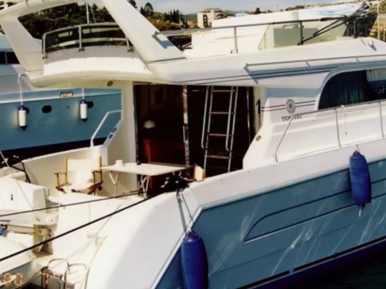 Pronájem Motorová loď Raffaelli s licencí