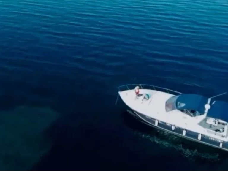 Pronájem lodi Alghero lákavé ceny AZIMUT 38