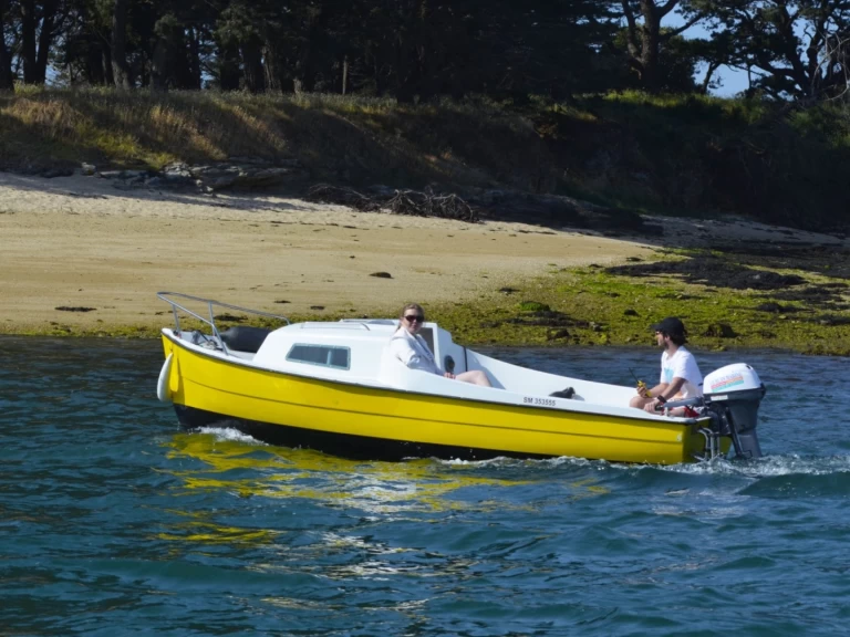 Pronajmout si Lanaverre MEHNIR 475 v Arradon