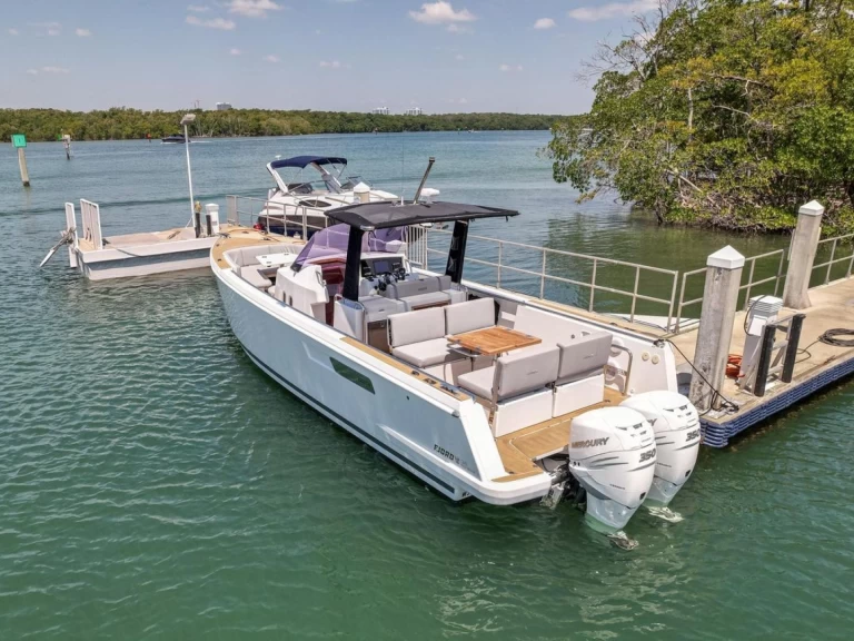 Pronájem Motorová loď v Golfe-Juan -Pardo Yachts 36