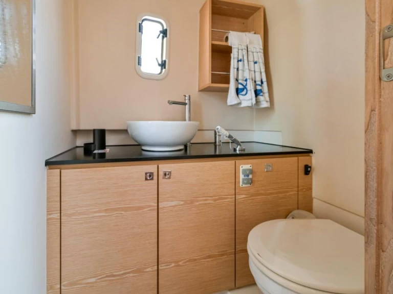 Pronajmout Motorová loď se skipperem či ne Pardo Yachts v Golfe-Juan