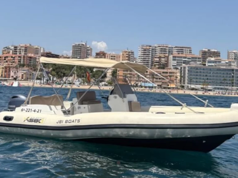 Pronájem Polotuhá loď Atlantic s licencí