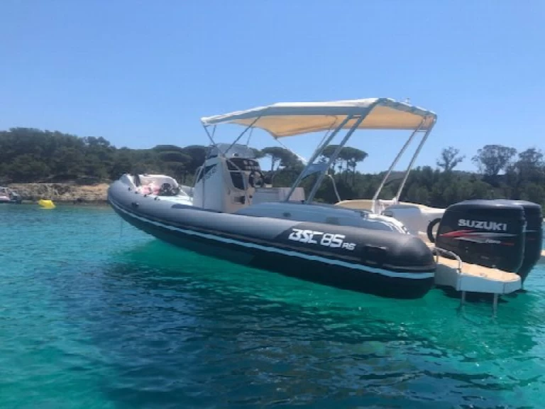 Pronájem lodi Bsc bsc85 v Port de Hyères (St Pierre) na Samboatu