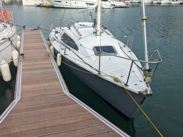 Pronájem Plachetnice Archambault s licencí