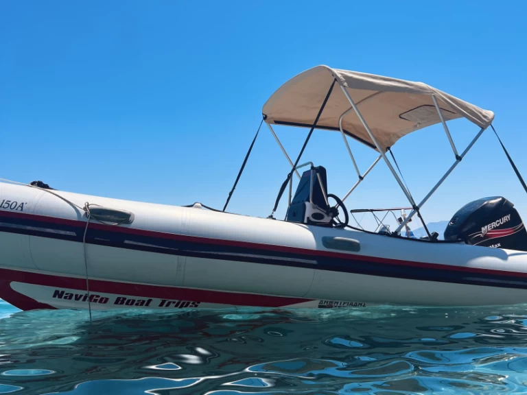 Pronájem Polotuhá loď Hnc s licencí