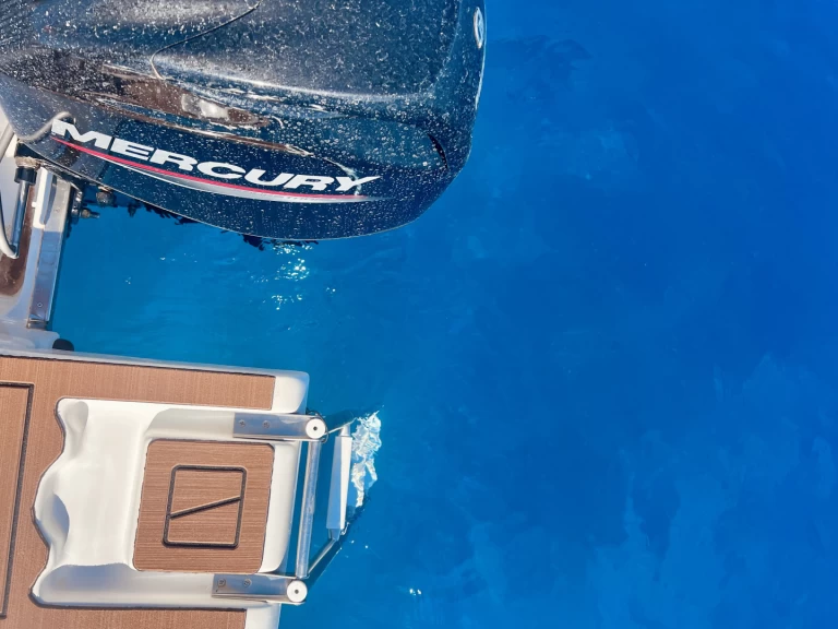 Pronájem Motorová loď Poseidon s licencí