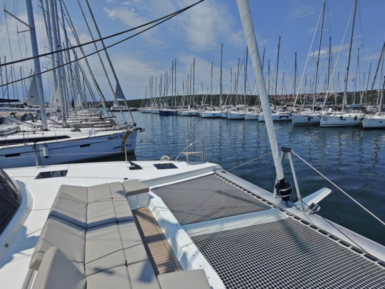 Pronájem lodi Fountaine Pajot Elba 45 v Punat na Samboatu
