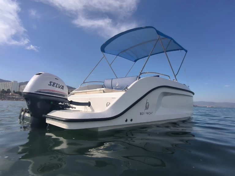 Pronájem lodi Puerto Marina Benalmadena lákavé ceny 18