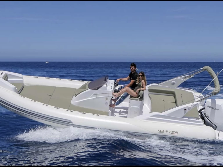 Pronájem lodi Sète lákavé ceny Master 775