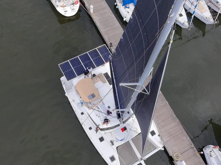 Pronájem Katamarán v Port-de-Bouc -Fountaine Pajot Helia 44