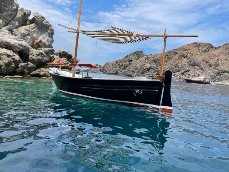 Pronajmout si Pascual sole diesel v Cadaqués