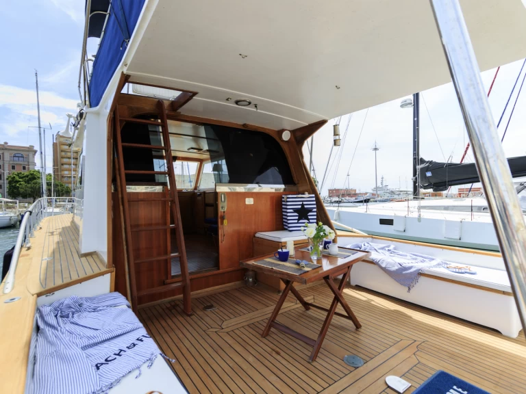 Pronájem Motorová loď v Cagliari Port -Stella Maris STELVIO CS287/D