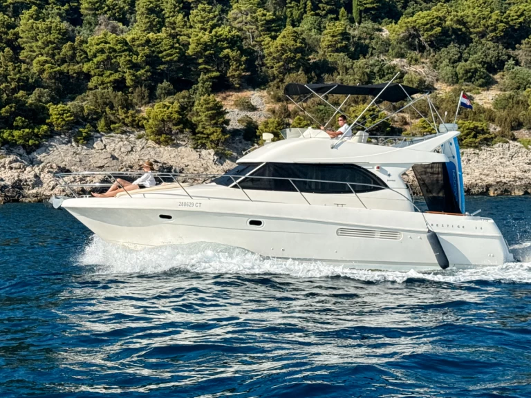 Pronájem jachty v Dubrovník -Jeanneau Prestige 36 Fly na Samboatu