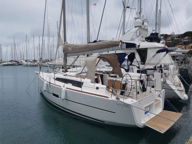 Pronájem Plachetnice v Sant Antoni de Portmany -Dufour Dufour 360 Grand Large