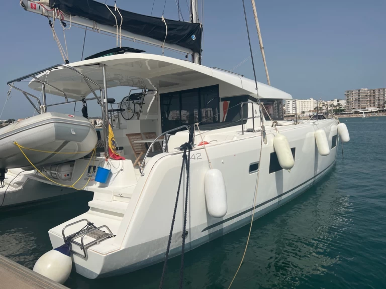 Pronájem lodi Sant Antoni de Portmany lákavé ceny Lagoon 42