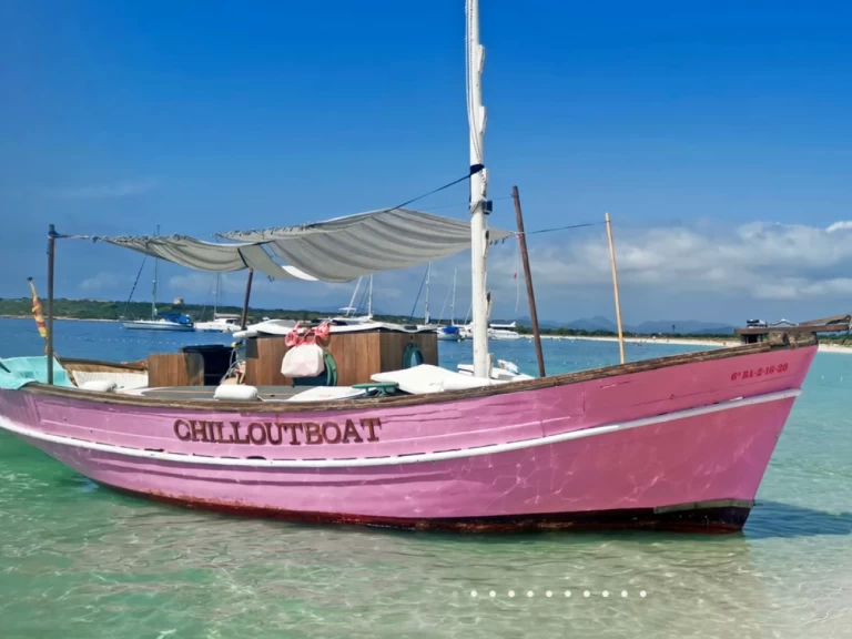 Pronajmout si Llaut Tradicional v La Savina