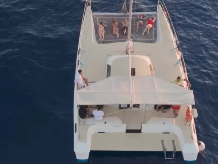 Fountaine Pajot Louisiane 37 jednotlivci a charterové společnosti v Playa de San Juan