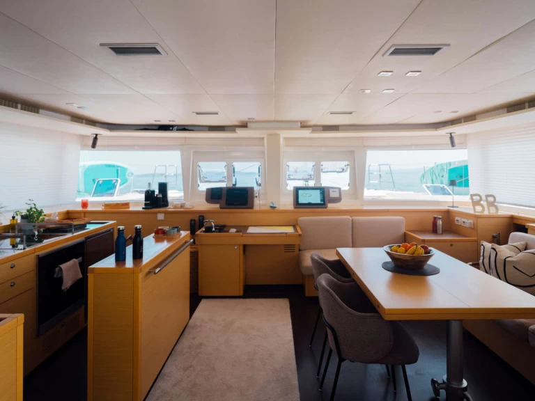 Pronajmout Jachta se skipperem či ne Lagoon v Split