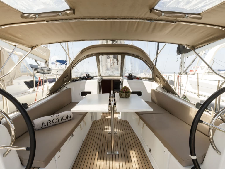 Jeanneau Sun Odyssey 380 jednotlivci a charterové společnosti v Kos