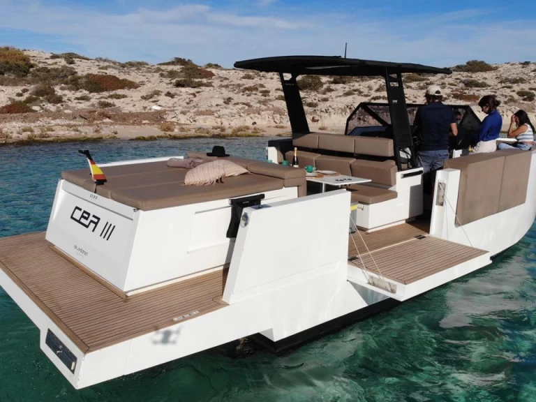 Pronájem jachty v Ibiza Town -De Antonio D34 na Samboatu