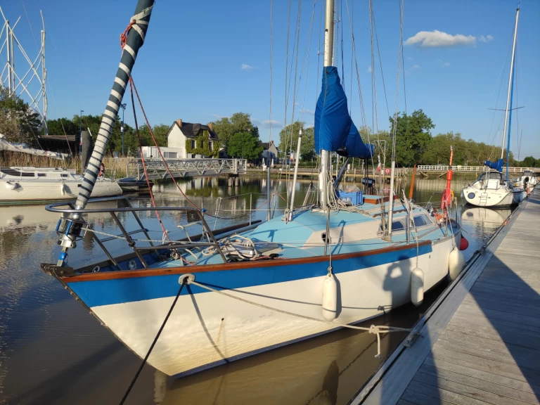 Pronajmout Plachetnice se skipperem či ne Aubin v Porto-Vecchio