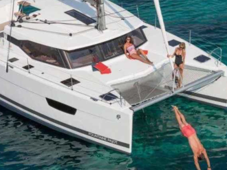 Pronájem jachty v Tivat -Fountaine Pajot Lucia 40 na Samboatu