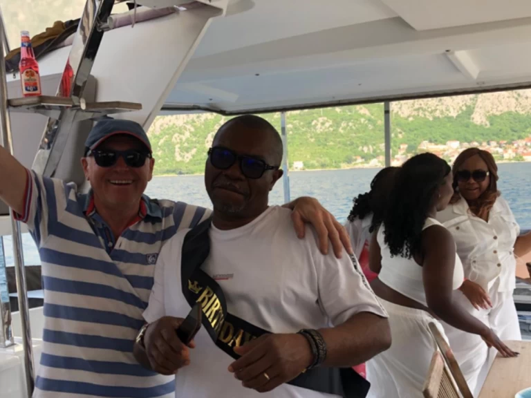 Pronájem Katamarán Fountaine Pajot s licencí